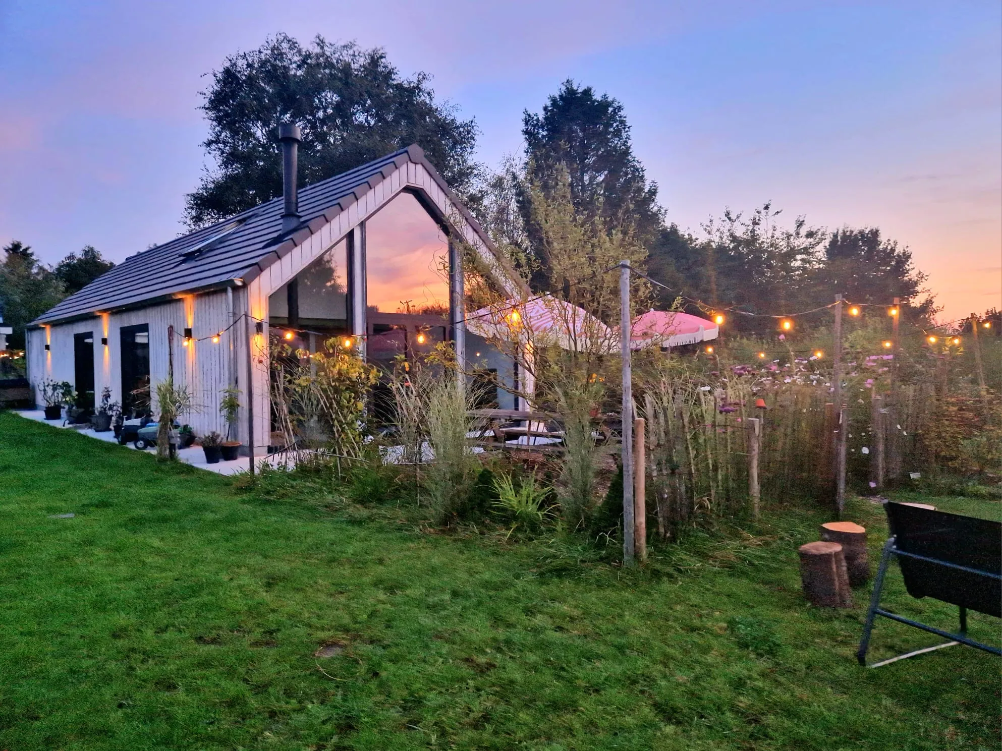 Aanzicht vanaf de tuin